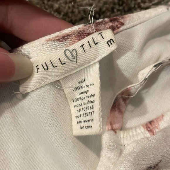 Bundle of summer dresses - Picture 2 of 3